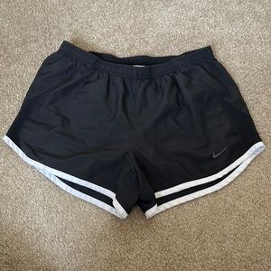 Black Nike shorts